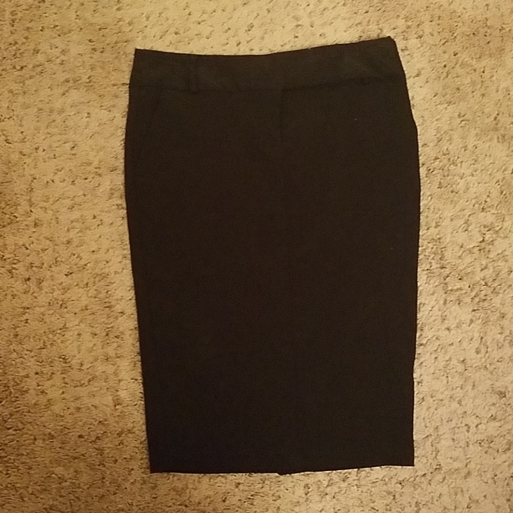 Black pencil skirt